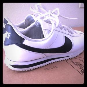 Nike Cortez 5.5Y